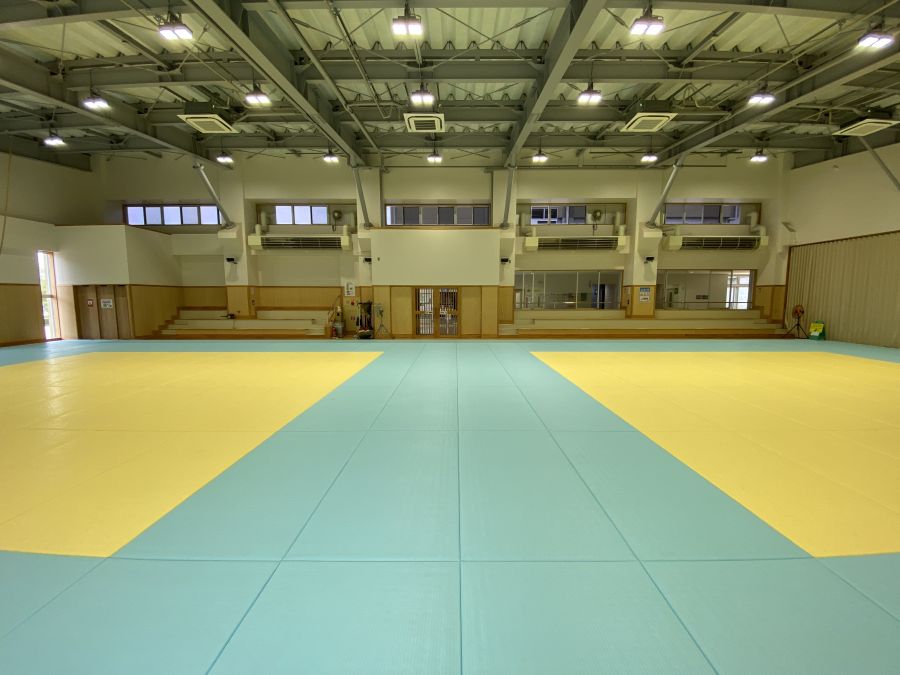 新潟江南ラボのレッスン会場(体育館)